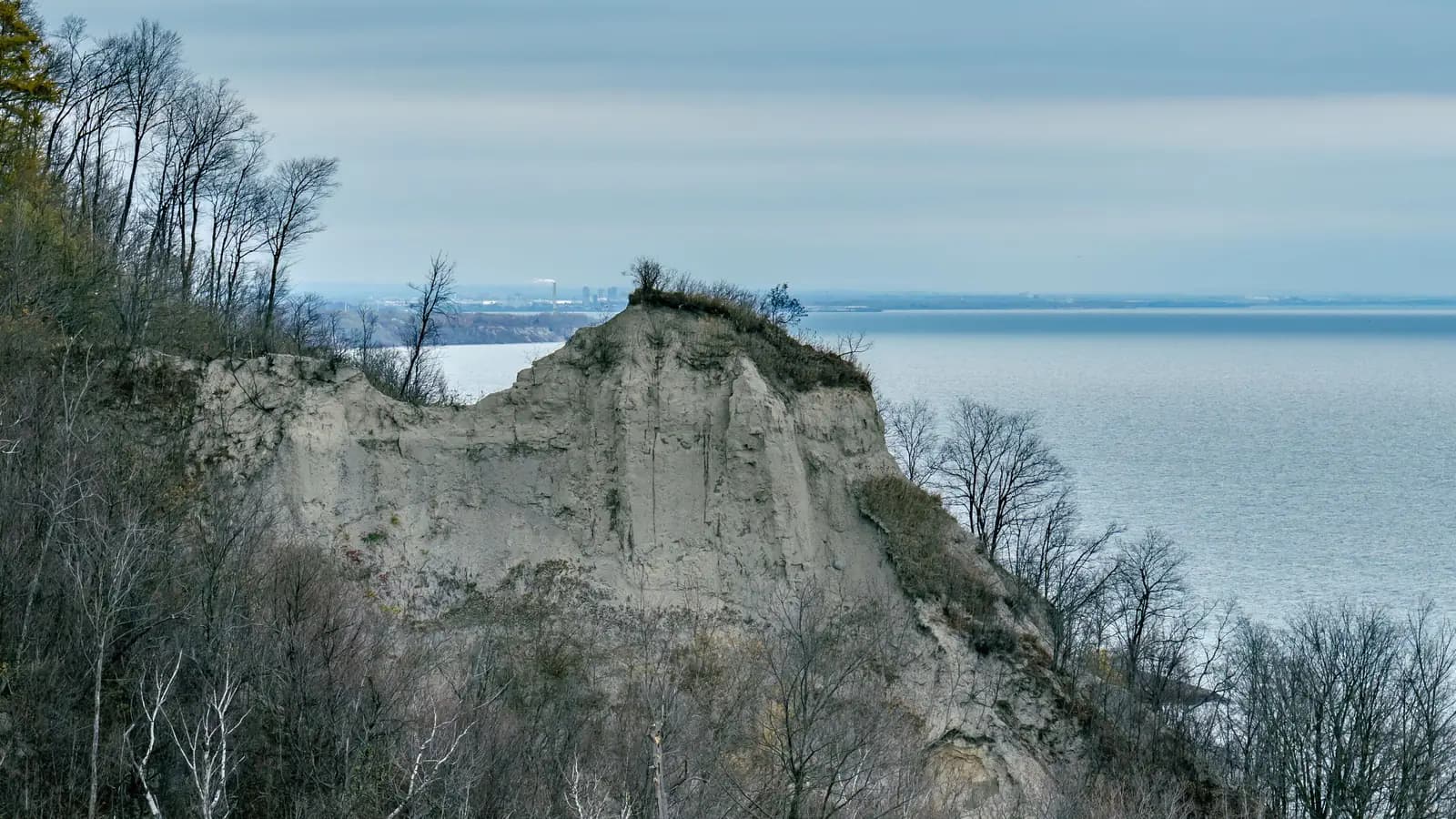 The Scarborough Bluffs rising above Lake Ontario in Scarborough, Toronto