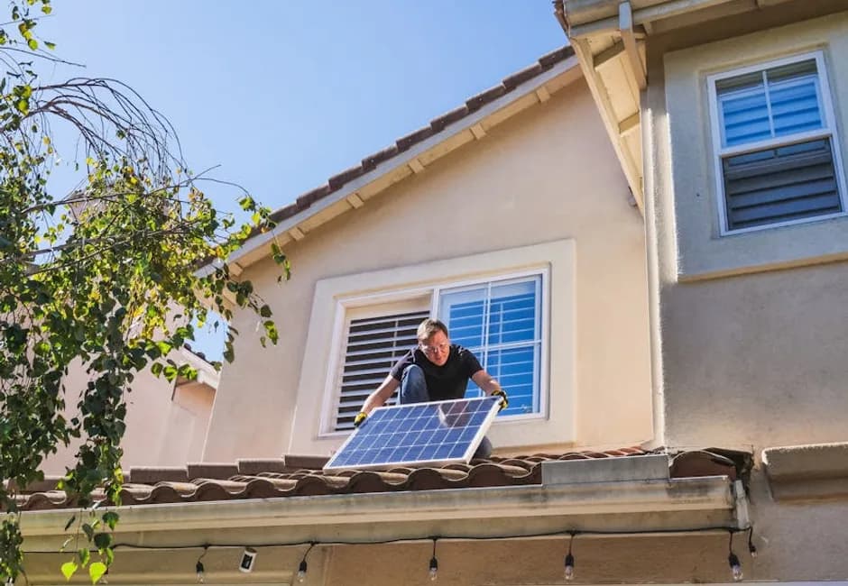 Heat pump repair service in Brampton Ontario by EcoFrost